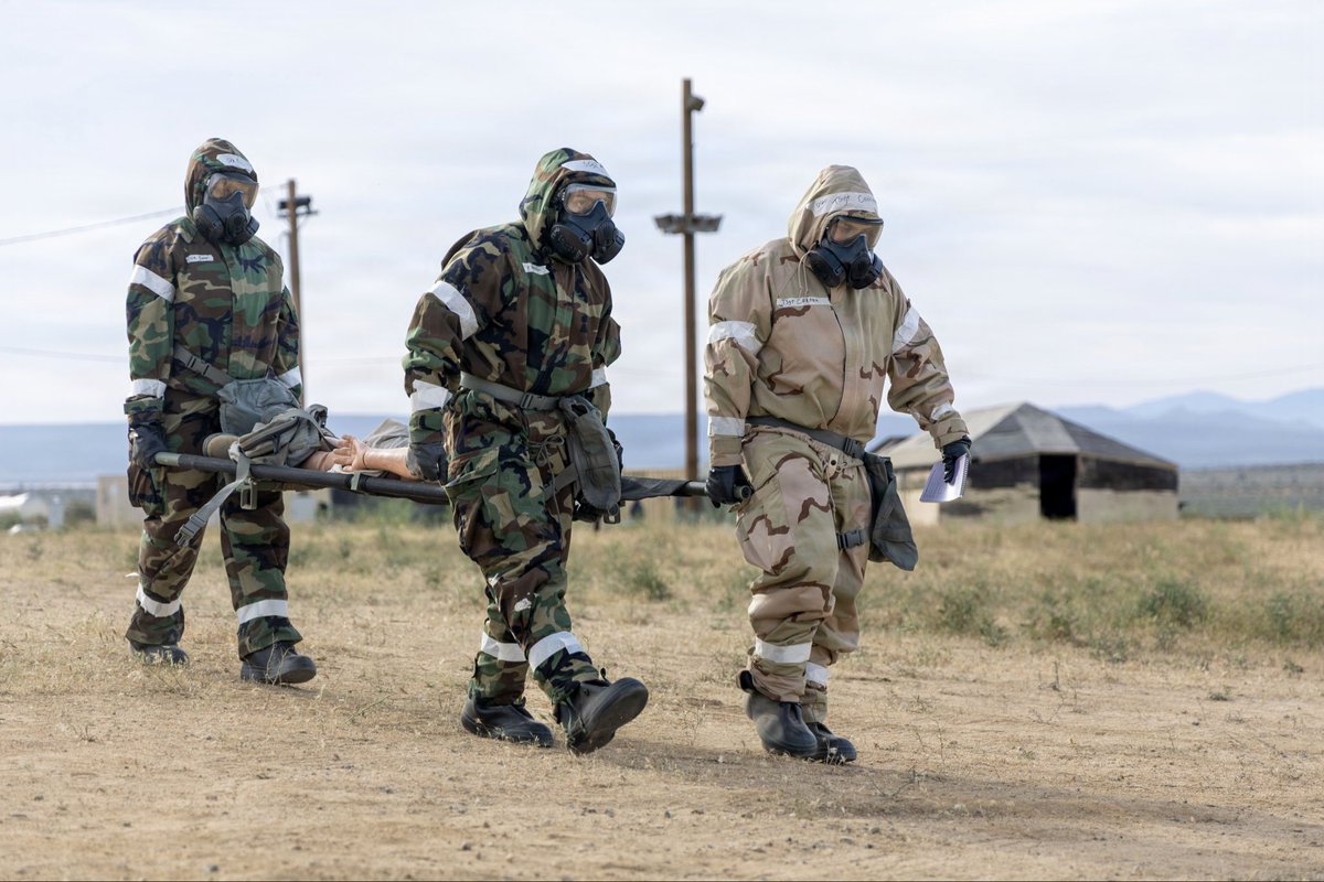 EdwardsAFB's tweet image. Ready for any threat, even the biological ones. 

Edwards conducted a chemical, biological, radiological, and #nuclear threats defense #readiness exercise in March, certifying  250+ #USAF Airmen in less than 72 hours. #AFMC 

@HQ_AFMC