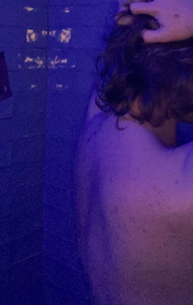 willsanctum2's tweet image. hihi !!
old account got suspended
but i’m still pretty new to all of this
21 !!
MINORS DNI
big into #intox #cnc #hardkinks 
i’ll probably be kinda faceless
i love love love attention and i’ll absolutely take requests
i’ll set up an anon Q/A thing in a bit !!