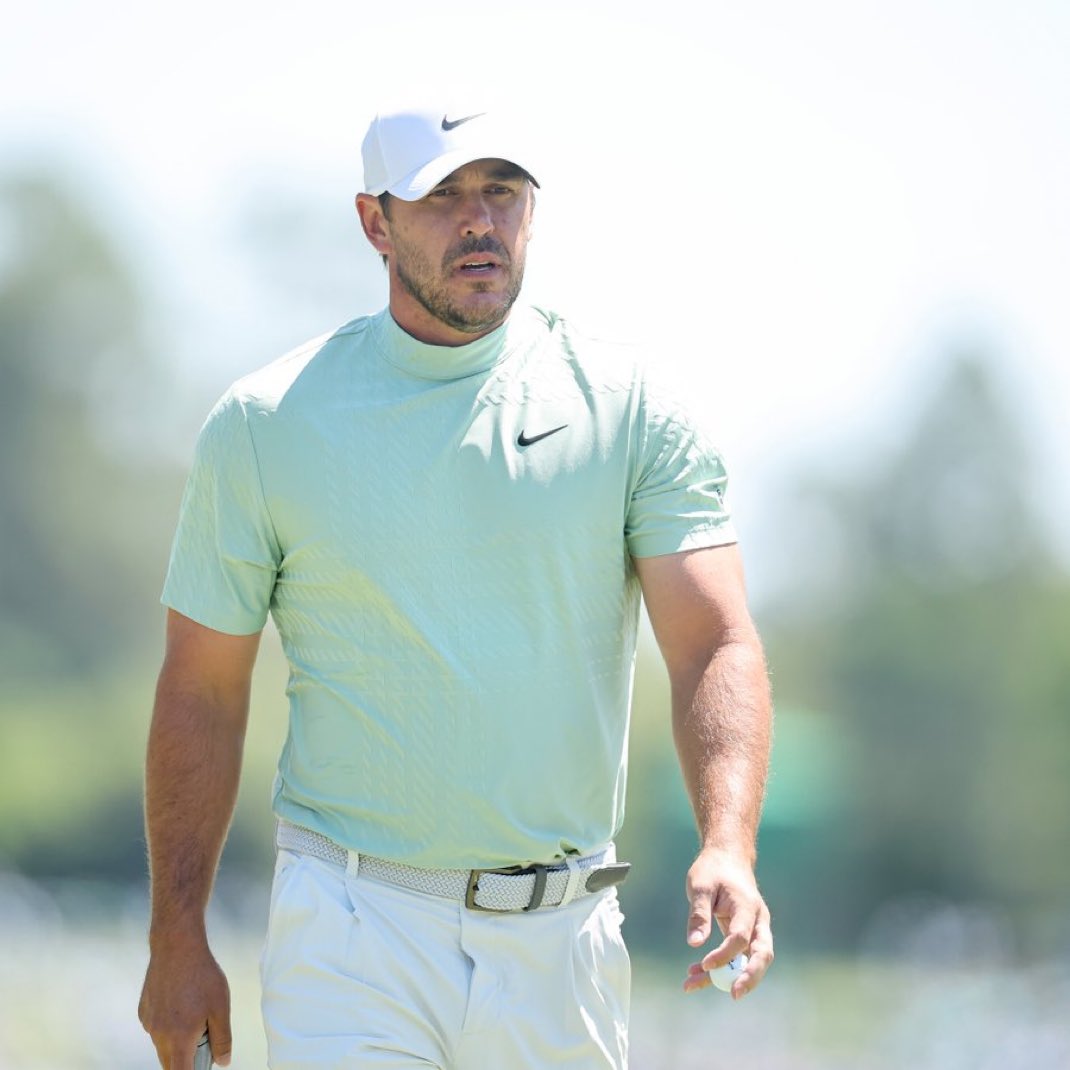 Brock 💣 tweet media