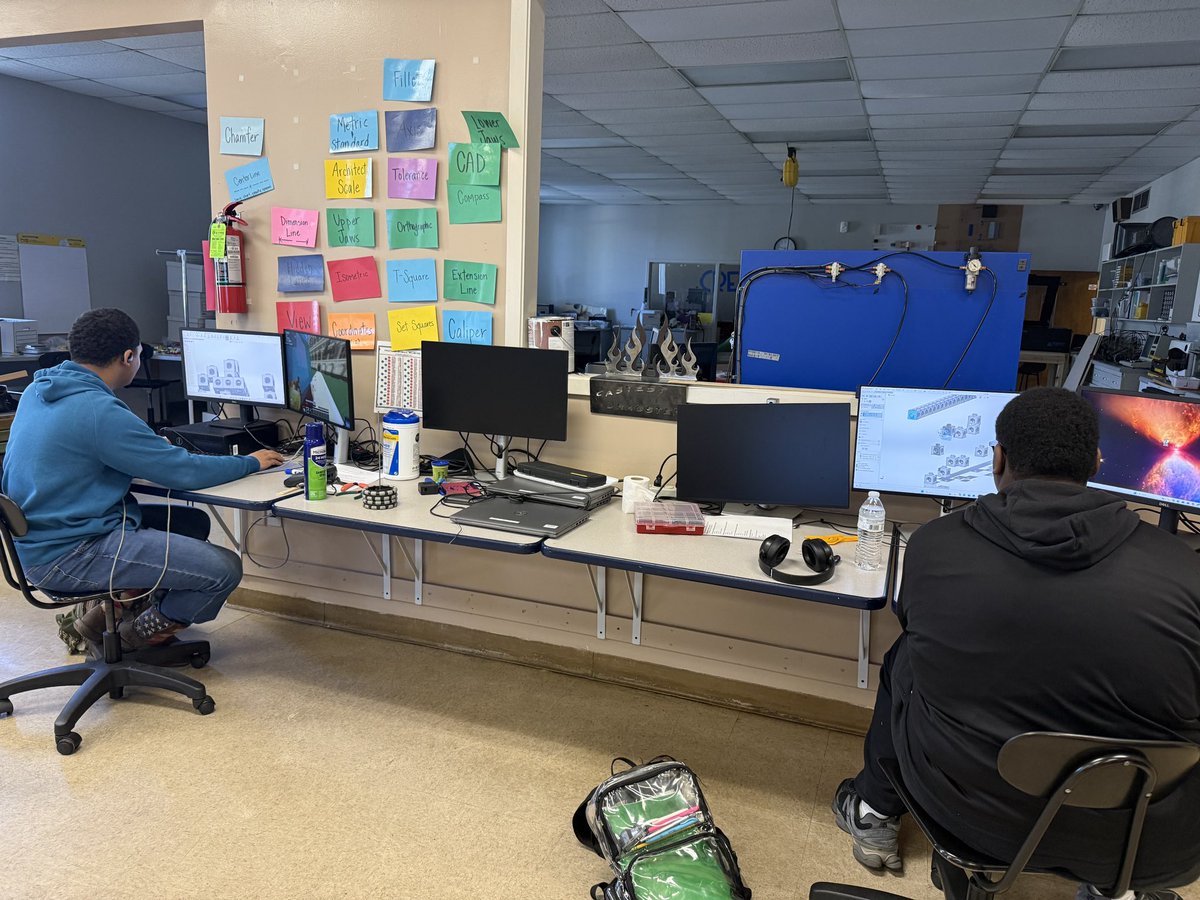 WestPointCTC's tweet photo. Mrs. Black’s Engineering 2 students are working hard as they make their final push for the @SOLIDWORKS CSWA exam. #WPCTC #WPCSD #CTE #PulseDocumentation #TooMuchPoint https://t.co/iLc770AiP1