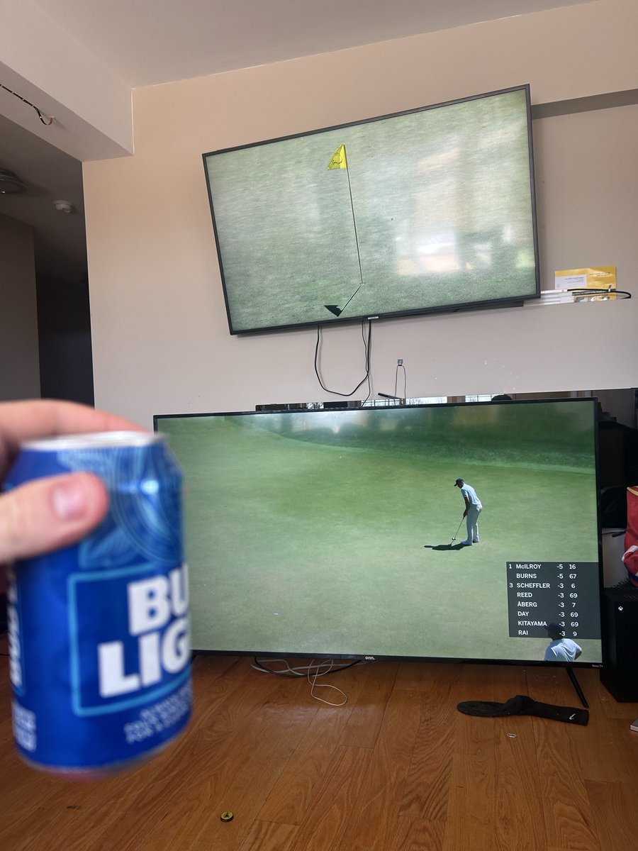 gingerbeast tweet media