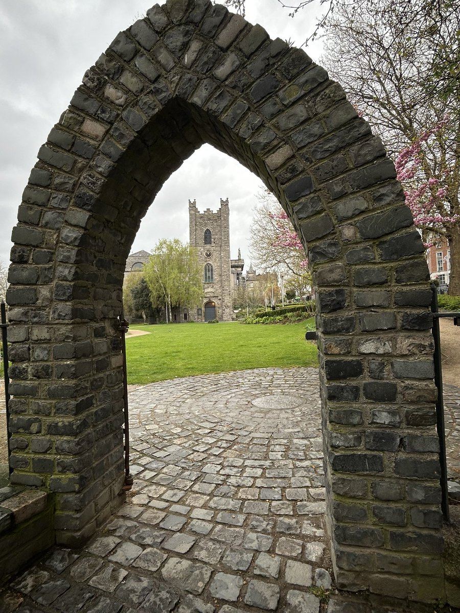 FergusPMcGrath's tweet image. Day 99 of 100 / Round 8 ✅

A little cooler in Dublin, today. 

#100DaysOfWalking
#cool🆒