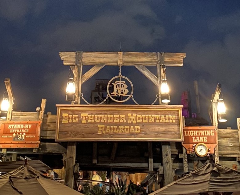 DisneyClipsGuy tweet media