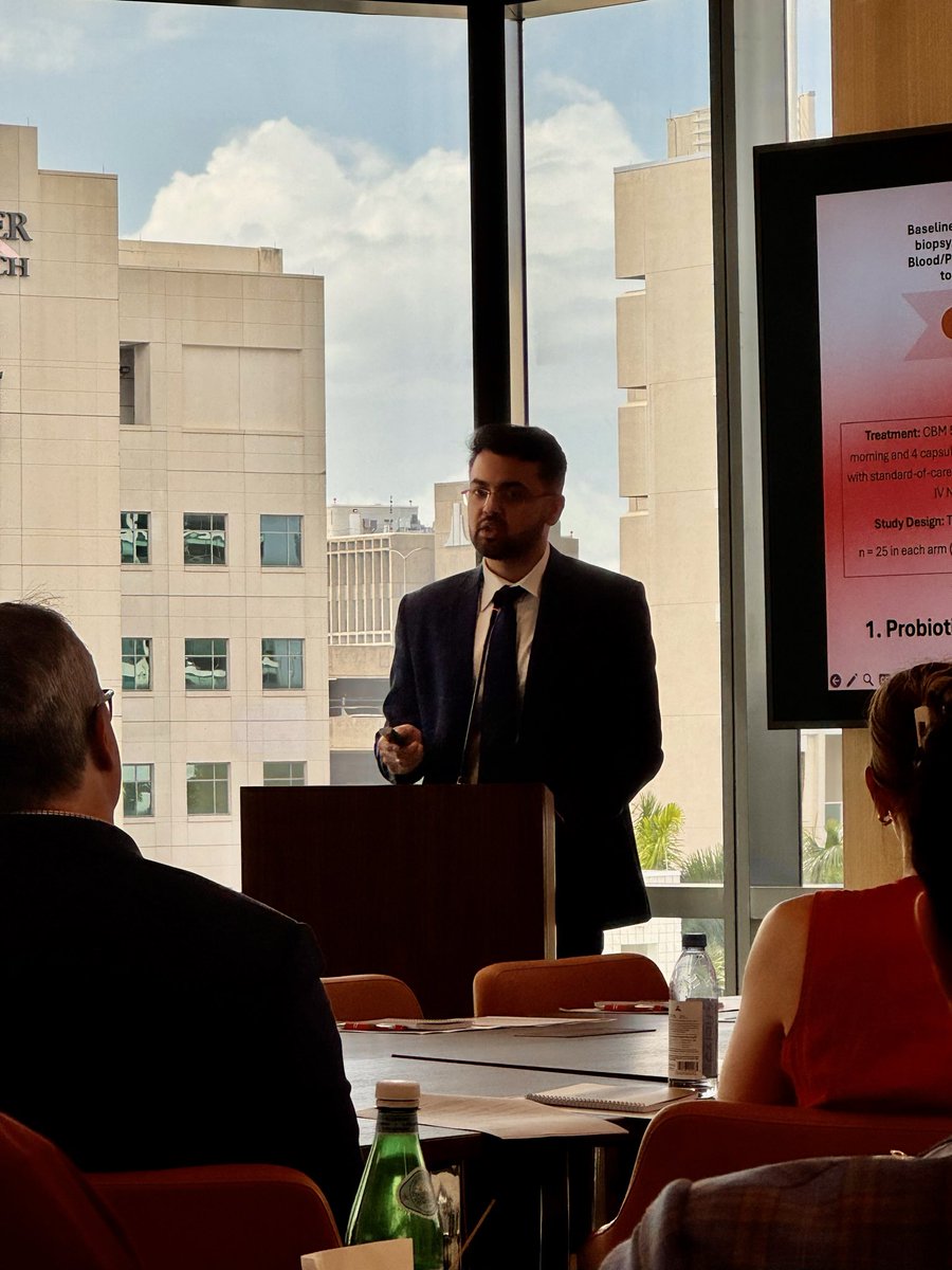 Latinamd's tweet image. Great presentation of new investigator-initiated thoracic oncology concepts and industry collaborations by @Jani_Chinmay @HemOncSylvester #researchmatters — at the new  @SylvesterCancer Griffin Clinical Research Building