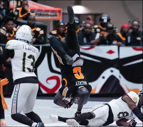 SCtoC's tweet photo. WEEK 5 PREVIEW: Brandon Mackey & @sugarskullsfb are in search of their second win of the season as they host @sdstrikeforce tomorrow night. @IndoorFL #BombsAway #GoSkulls
https://t.co/F68zN0rjpC https://t.co/rrzfLCMAWy