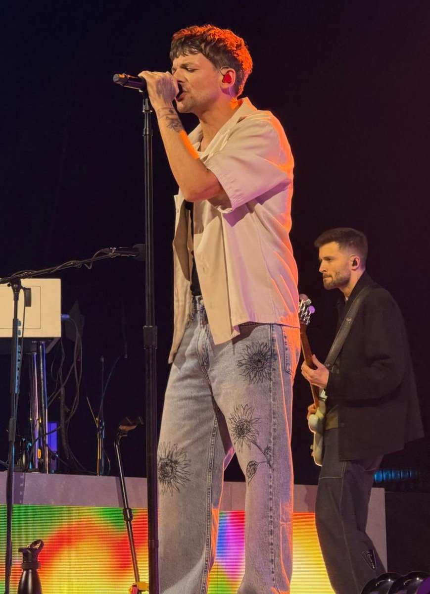 lily 𐙚๋࣭˚࿔ tweet media