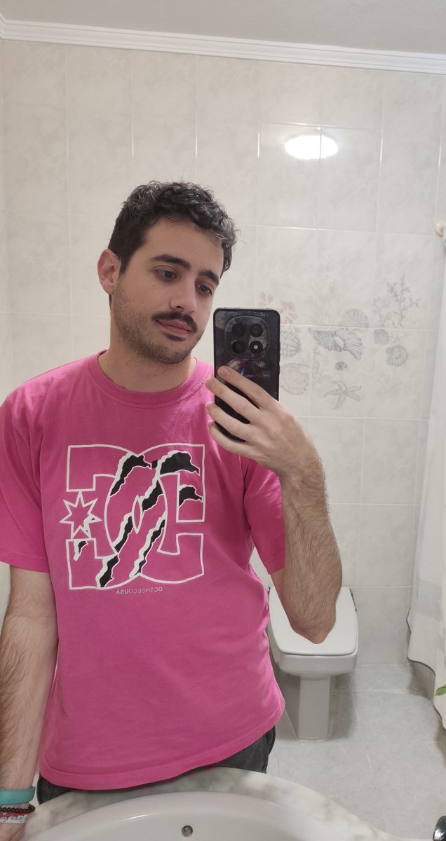 Alex1998 tweet media