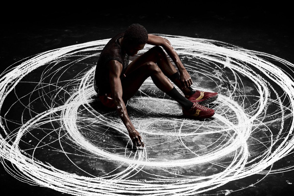 luxurylifestyle's tweet image. Saucony SILO AW25 Launches Globally, Elevating Footwear Through Design luxurylifestyle.com/headlines/sauc… #shoes #footwear #sneakers #luxurysneakers