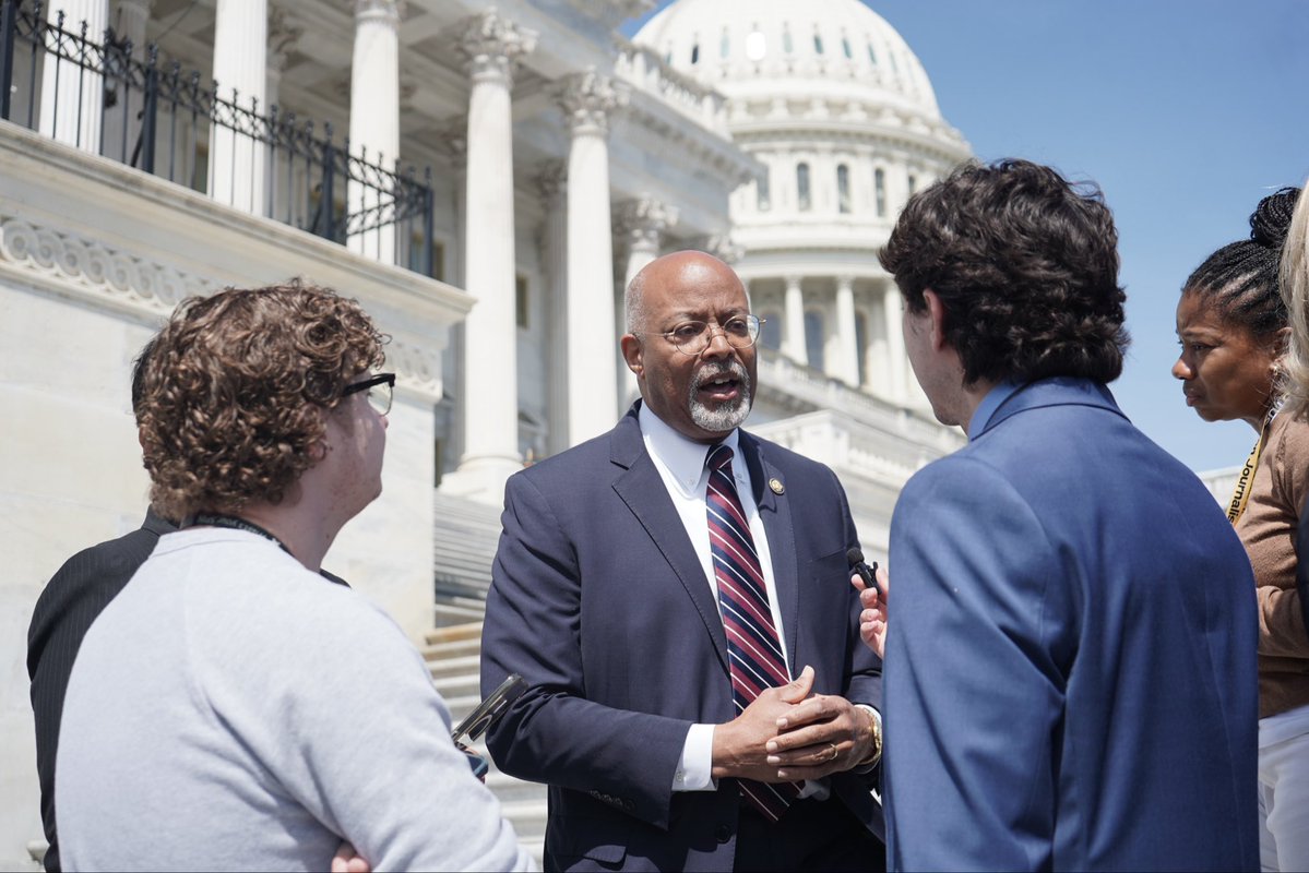 Rep. Glenn Ivey tweet media
