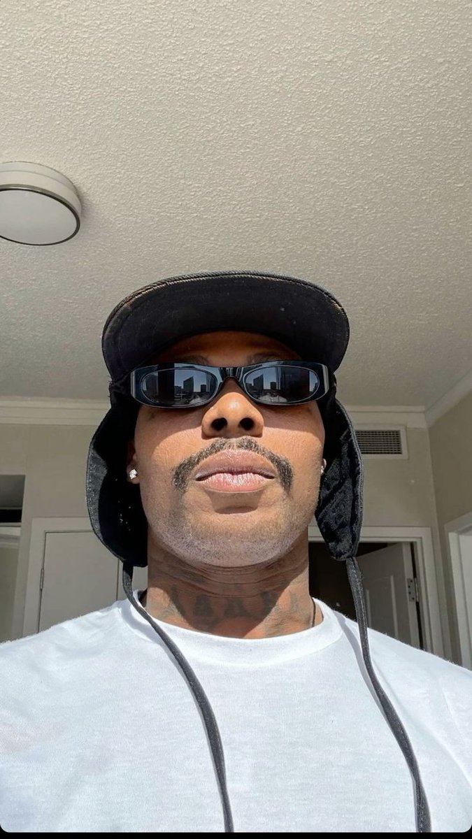 🌈🎀 tweet media