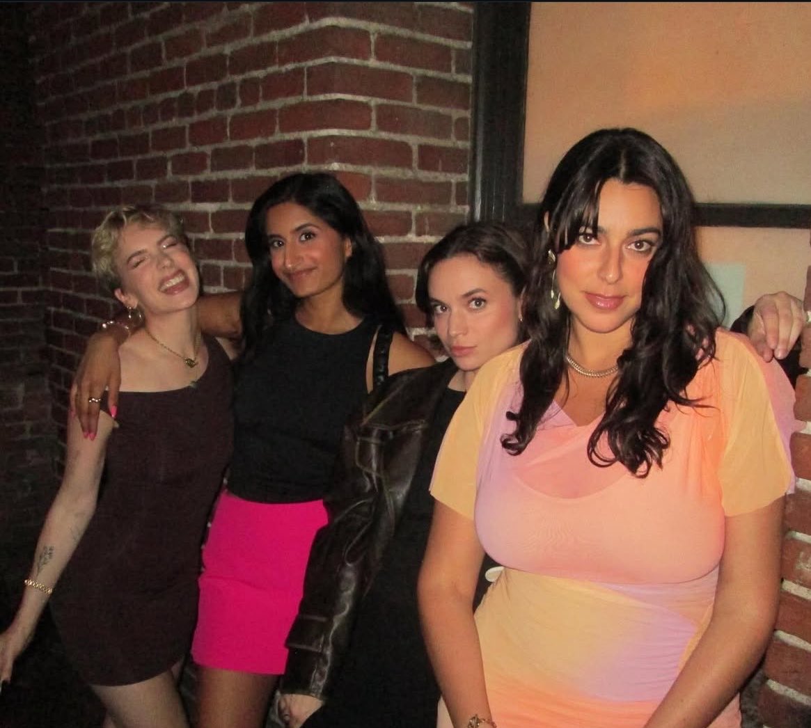 𝔞𝔫𝔫 ❀ tweet media