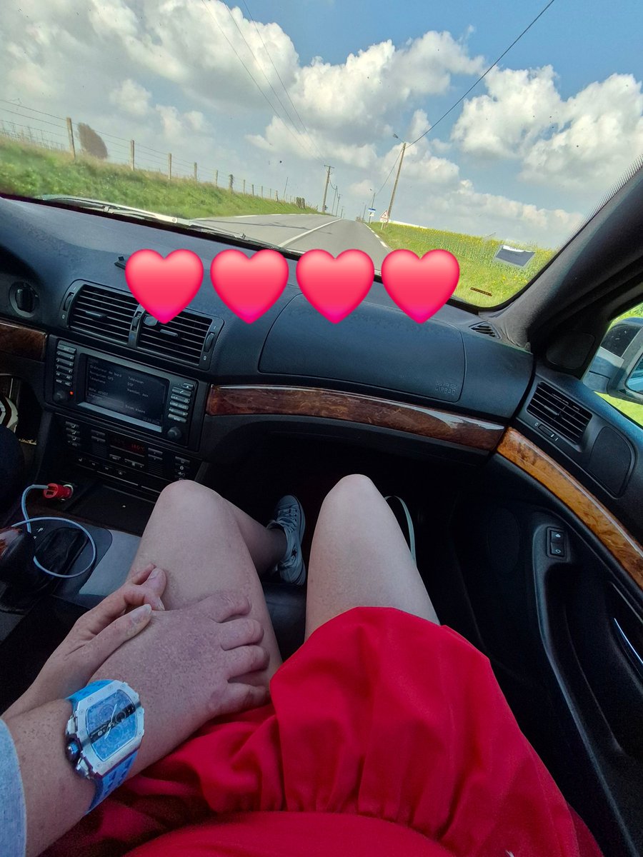 marie_sant66713's tweet photo. Bonsoir mes loulous 💌 je suis très haude ce mâtin pour pour les plans sexe 😉 Vien tenté ta chance permets moi de te faire rêver ce beau matin soit pas timide passe juste en dm 😉 seulement 😎 pour prendre ton rendez vous 
Rt+Followers=2 nudes https://t.co/lKnxilpcsY