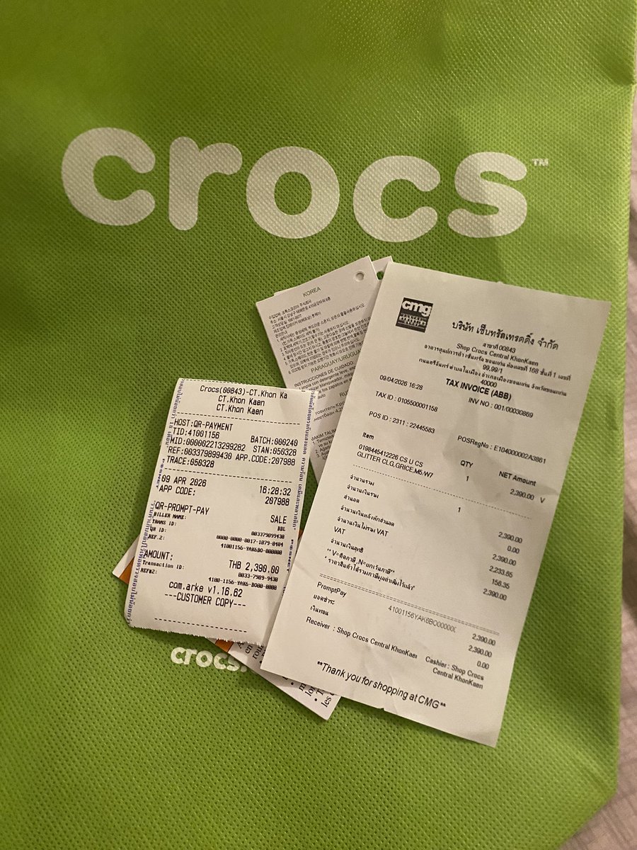 JNampan's tweet photo. Crocs classic ม่วงกลิตเตอร์ 38
M5 W7 มีถุง+ใบเสร็จ
ขายเท📍1290 free shipping 
#crocs #ส่งต่อรองเท้า #ส่งต่อcrocs #ส่งต่อรองเท้ามือ2 https://t.co/xpWtnsGo8v