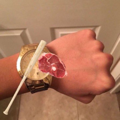 yellow theCreator tweet media