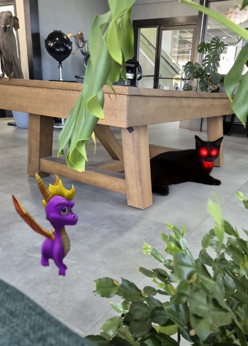 friendfriendlyfriend tweet media