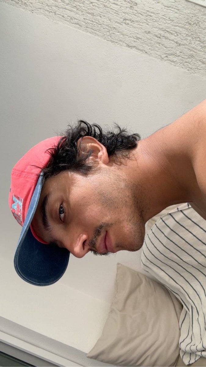 Cemilianogs's tweet photo. Sweattttt 💦 https://t.co/ZpYiaHbwno