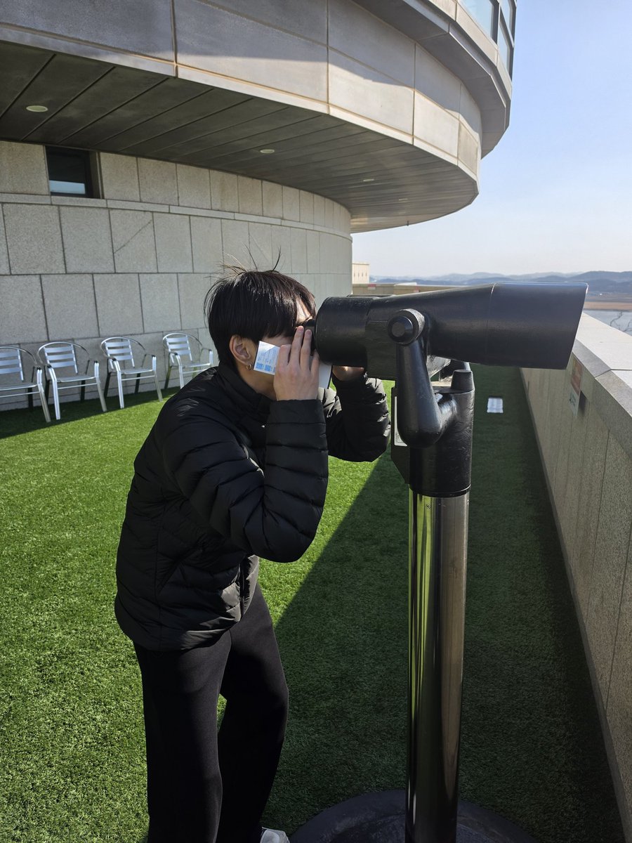 WEVERSE POST 》260409
📸| #ENHYPEN #JUNGWON  

Otro día salí de paseo

<a href="/ENHYPEN/">ENHYPEN OFFICIAL</a> <a href="/ENHYPEN_members/">ENHYPEN</a> #ENHYPENMÉXICO #엔하이픈 #정원 #ENGENE