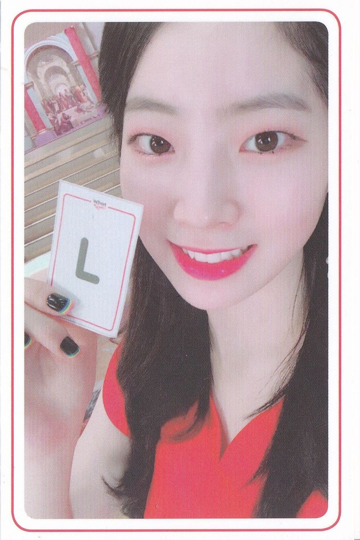 ProcrisTra98892's tweet photo. @daliskyu24 Dahyun estando súper blanca todavía le ponían filtro.... https://t.co/yxckTnmLgk
