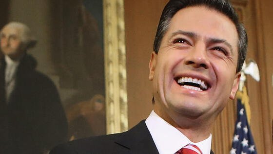 Peña Nieto cagado de risa en España viendo como su reforma energética tenía razón, AMLO es un idiota, y su sucesora la está queriendo aplicar nomas cambiando el nombre a "Bienestar" y usando tecnicismos para no decir las cosas como son...
