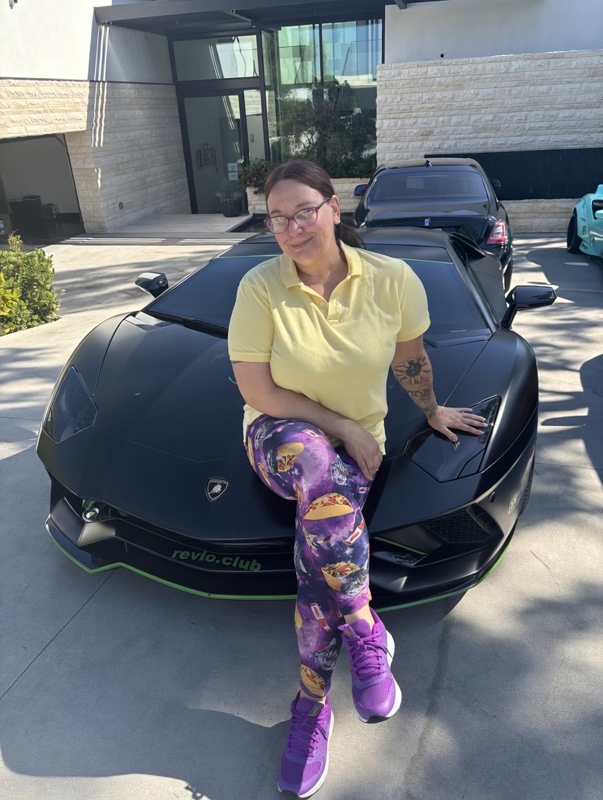 Vara 💎 tweet media