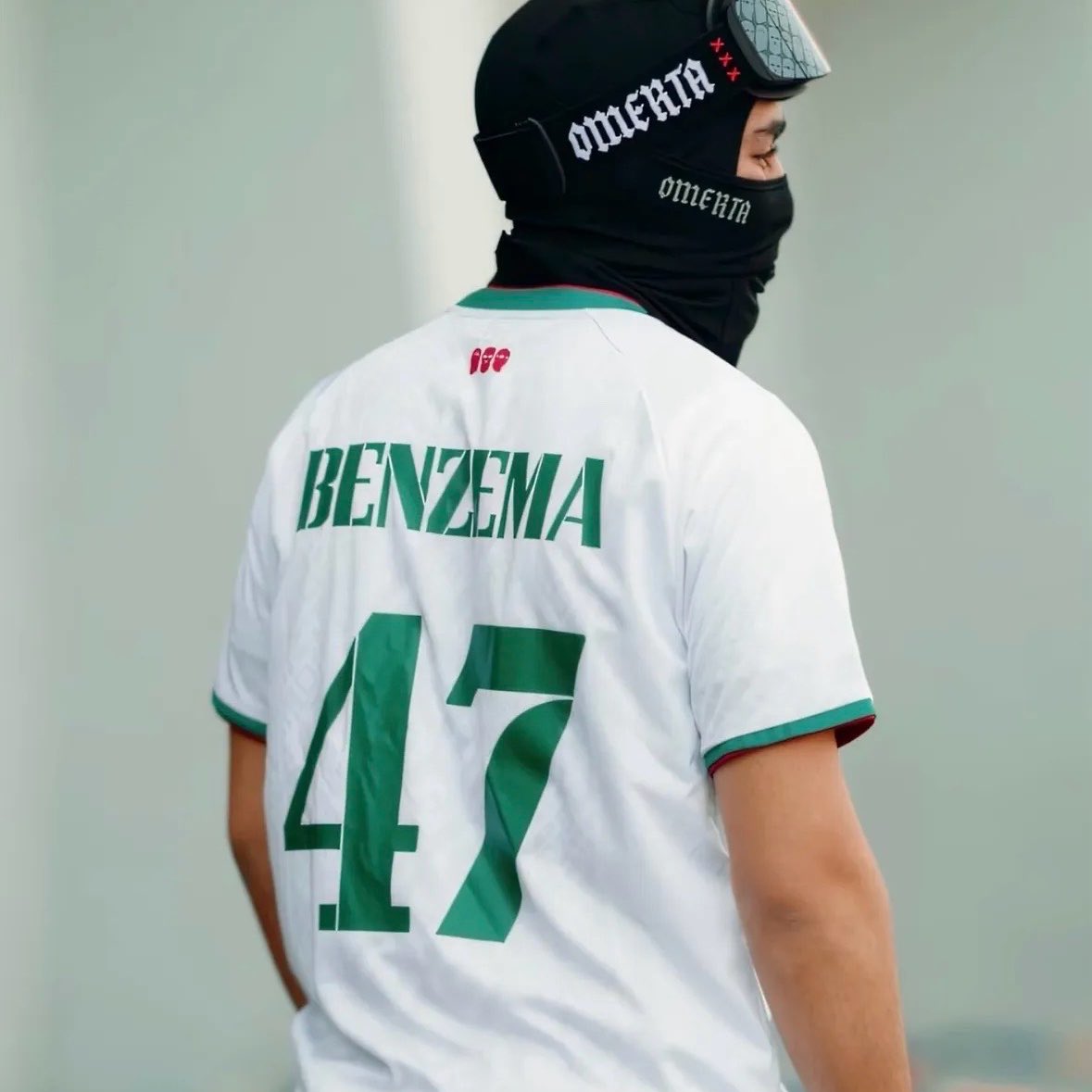 Midi/Minuit tweet media