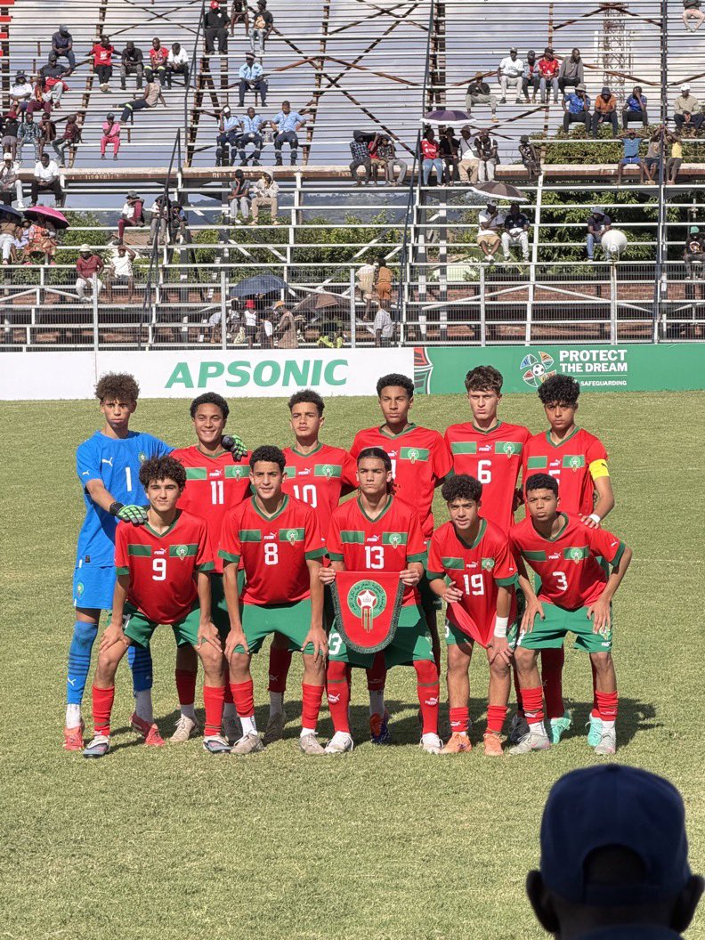 S saboha tweet media