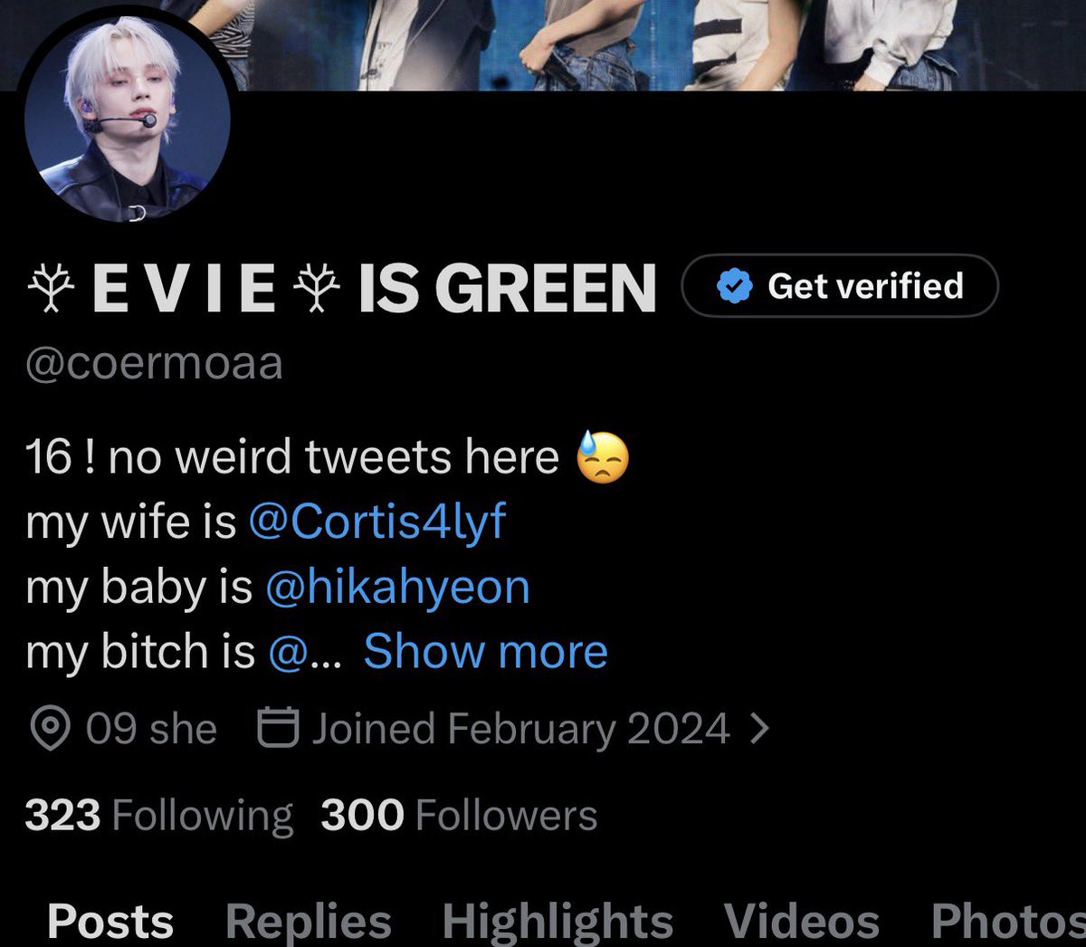 Can’t belive 300 billion people put up w my bs but you guys obv have good humor  and shit MWAH IMA TOUCH YOU ALL AS A ORESENT 😳😳😳