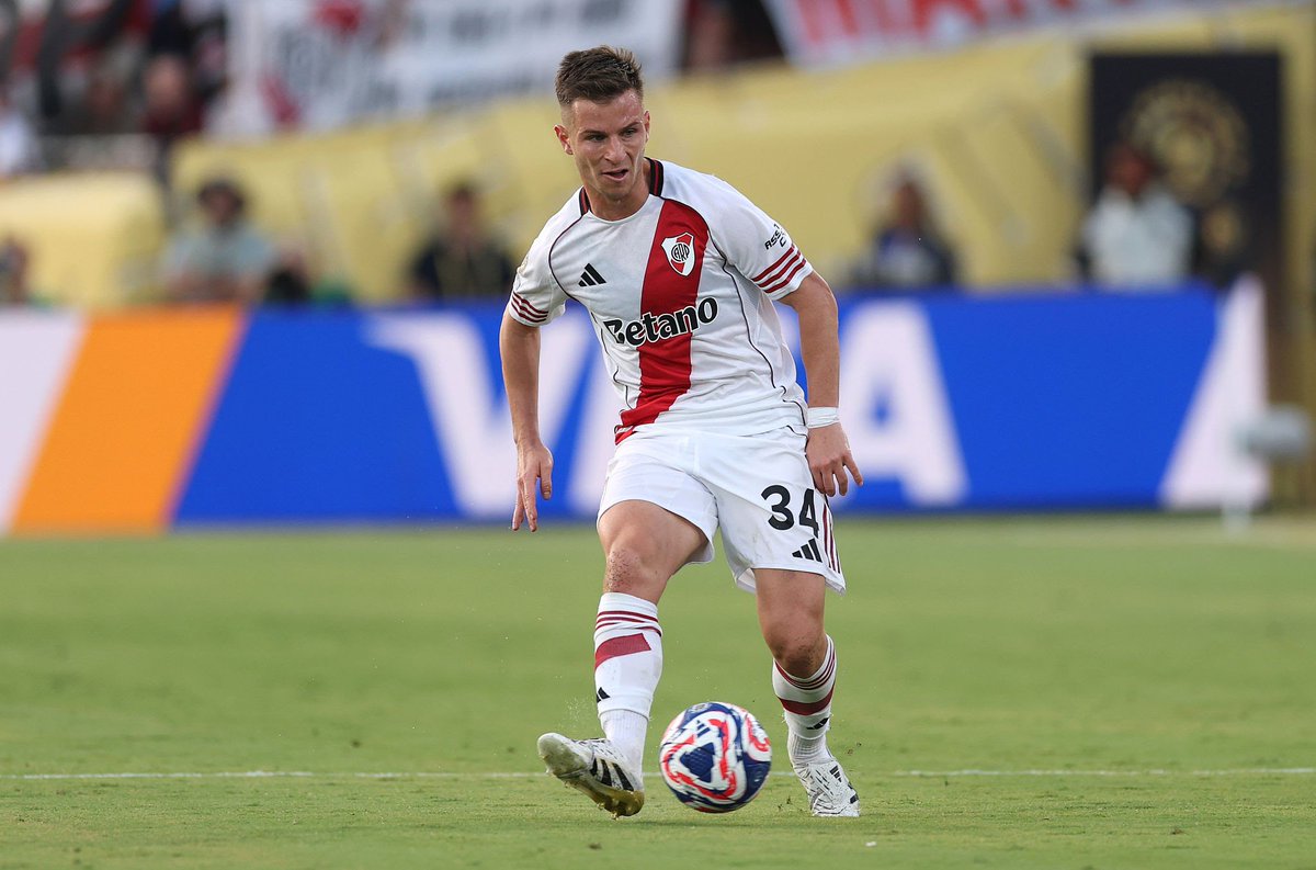 Fabian De Cesare tweet media