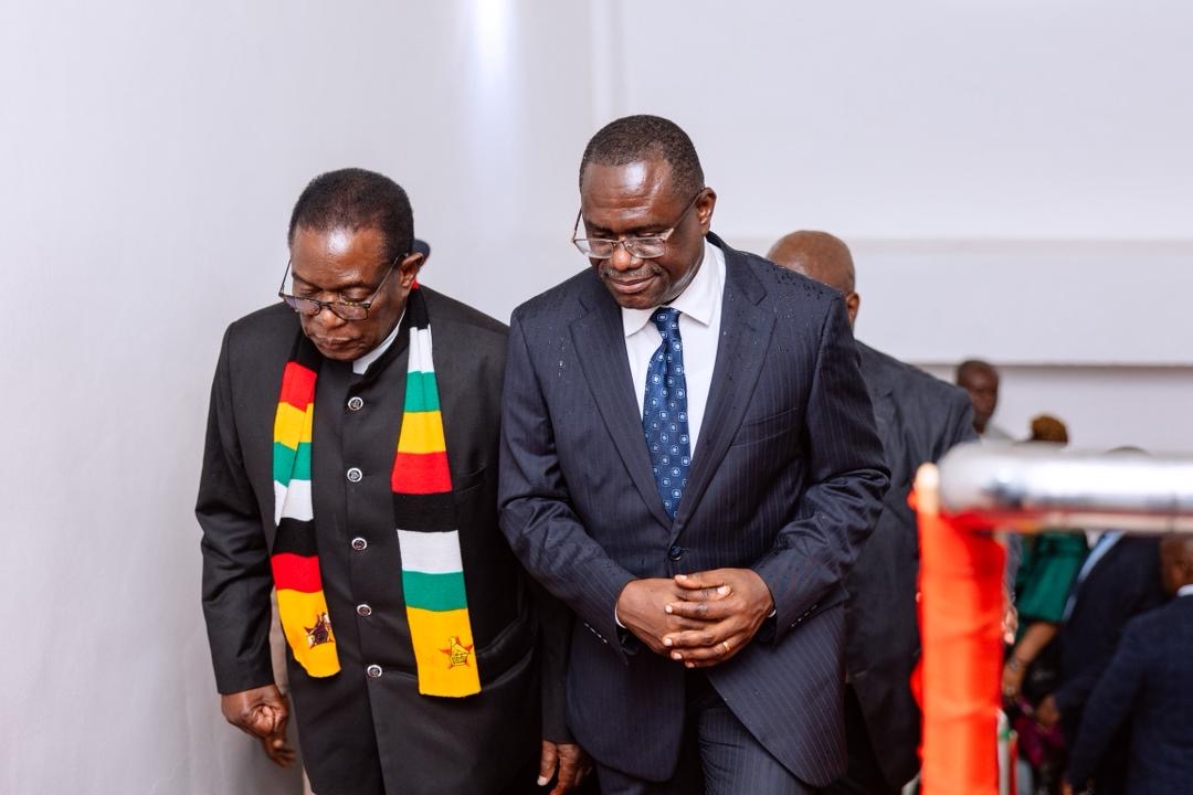 isaacgyan77's tweet photo. @thejospongroup
We were privileged to welcome His Excellency @edmnangagwa to the @accracompost to showcase our commitment to environmental sustainability.
It was a proud moment for us as our EC, Dr. @jsagyepong, conducted the President through our facility.
#GhanaZimbabwe #ACARP https://t.co/14lk90V1pB