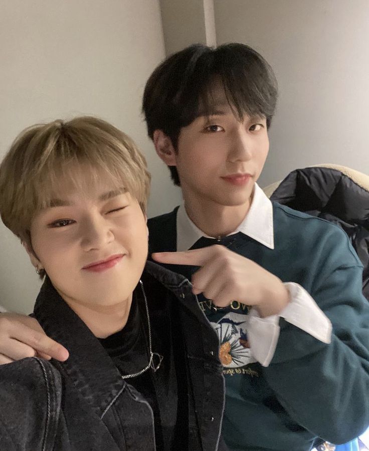 리에 😺 tweet media