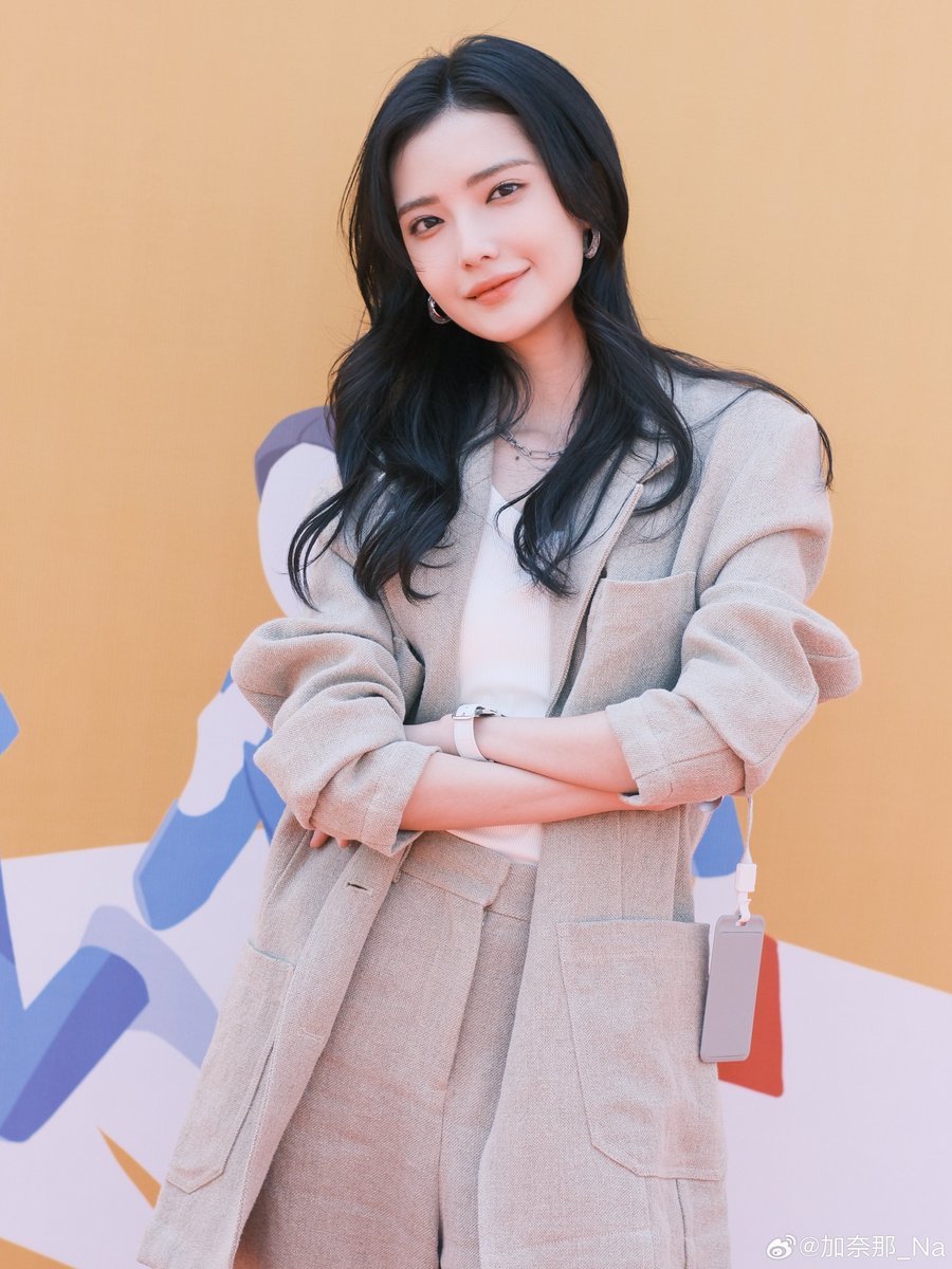 PPom supunnika tweet media