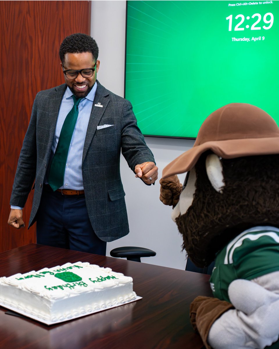 Charlotte 49ers tweet media