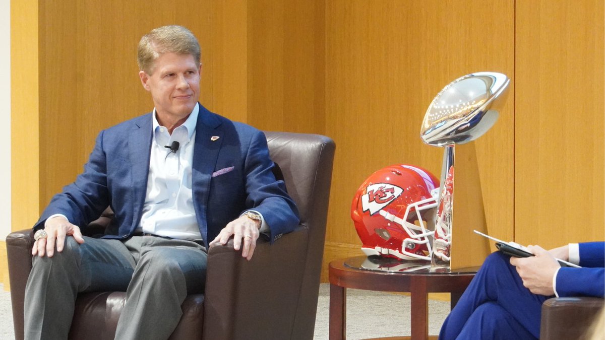 SMU Cox School of Business tweet media