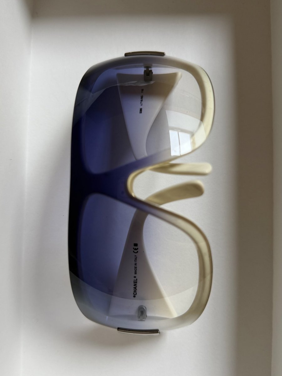 into_archive's tweet image. oversized Chanel sunglasses