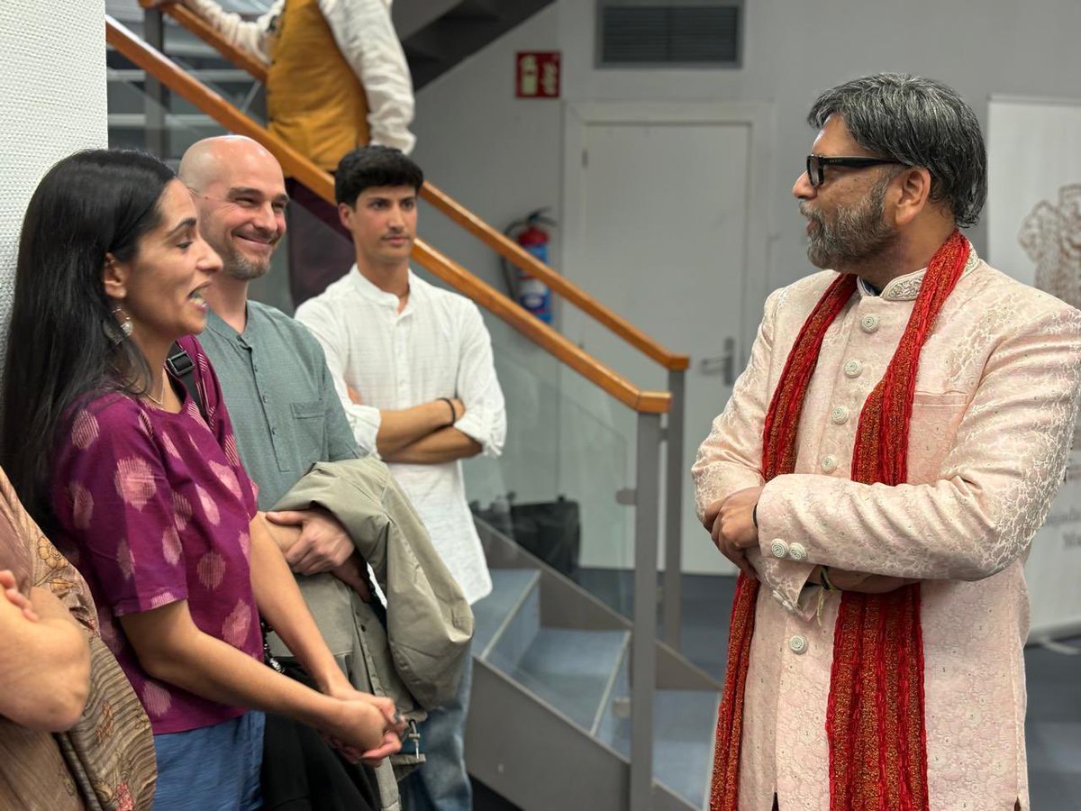 India in Spain tweet media