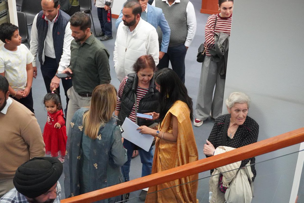 India in Spain tweet media