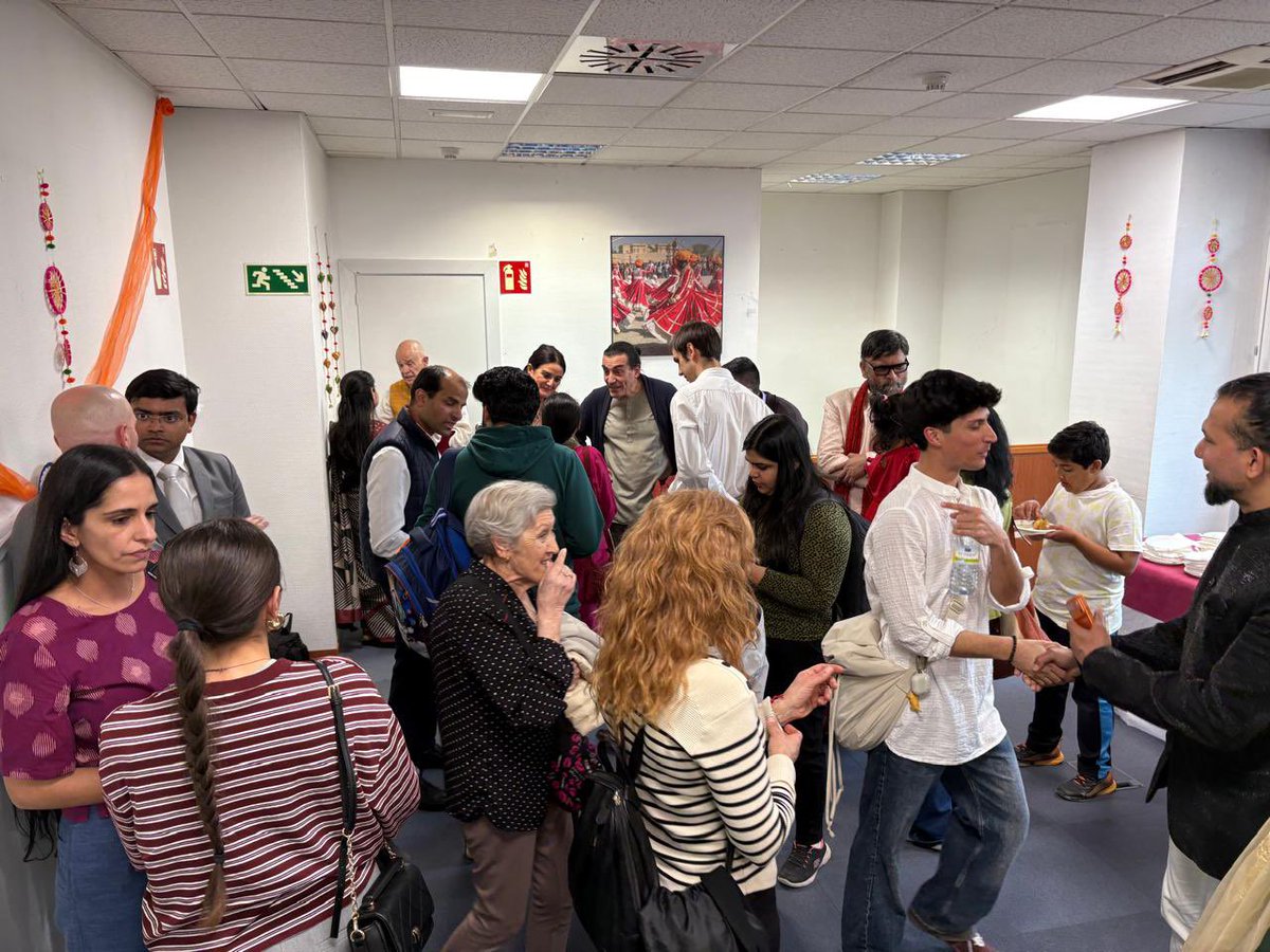 India in Spain tweet media