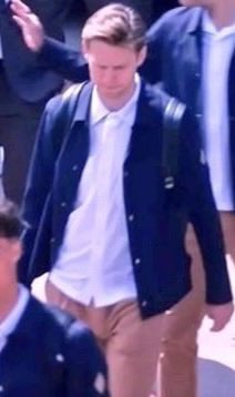 ʙᴀᴛʟ tweet media