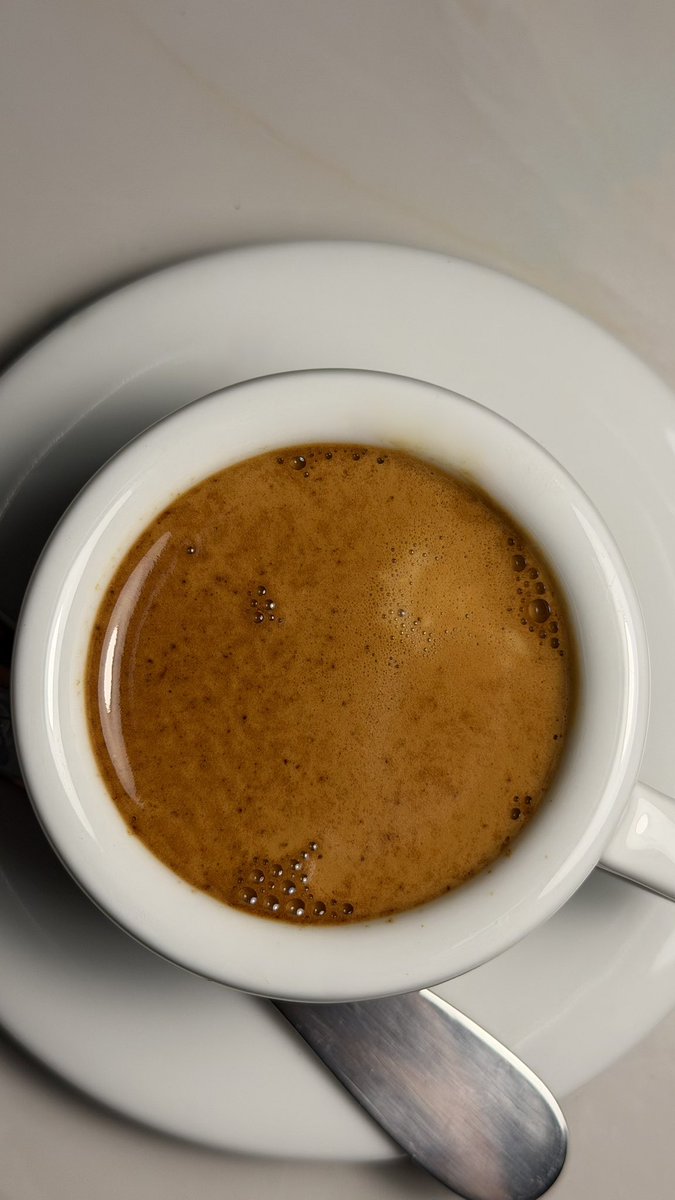 صقُر tweet media