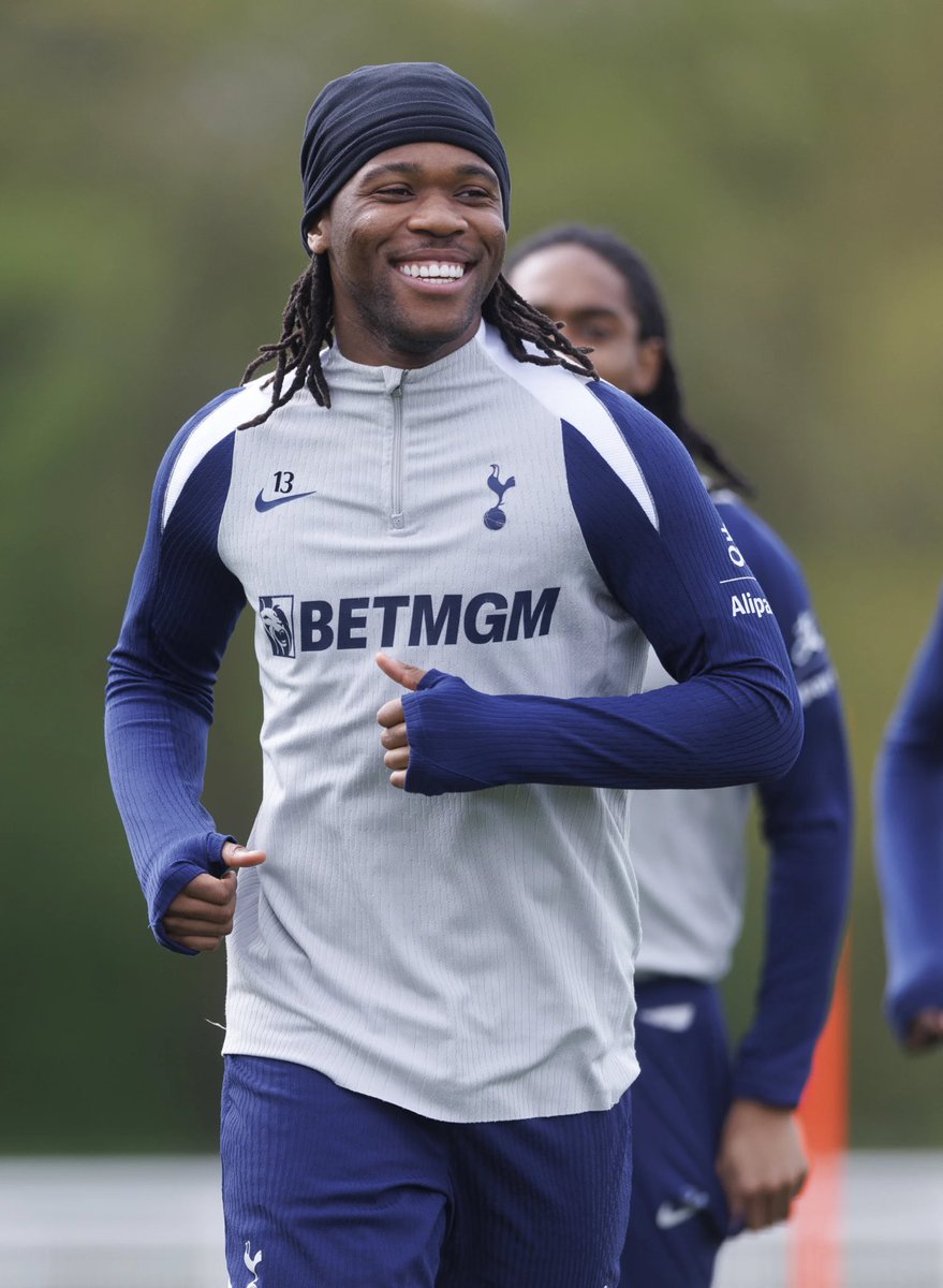 Lilywhite Rose tweet media