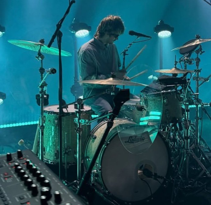 jas 🎱💛 tweet media