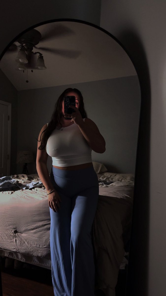 DestinyAvent's tweet photo. Snap tried banning me for these🥴 https://t.co/KCWnQ8xx67