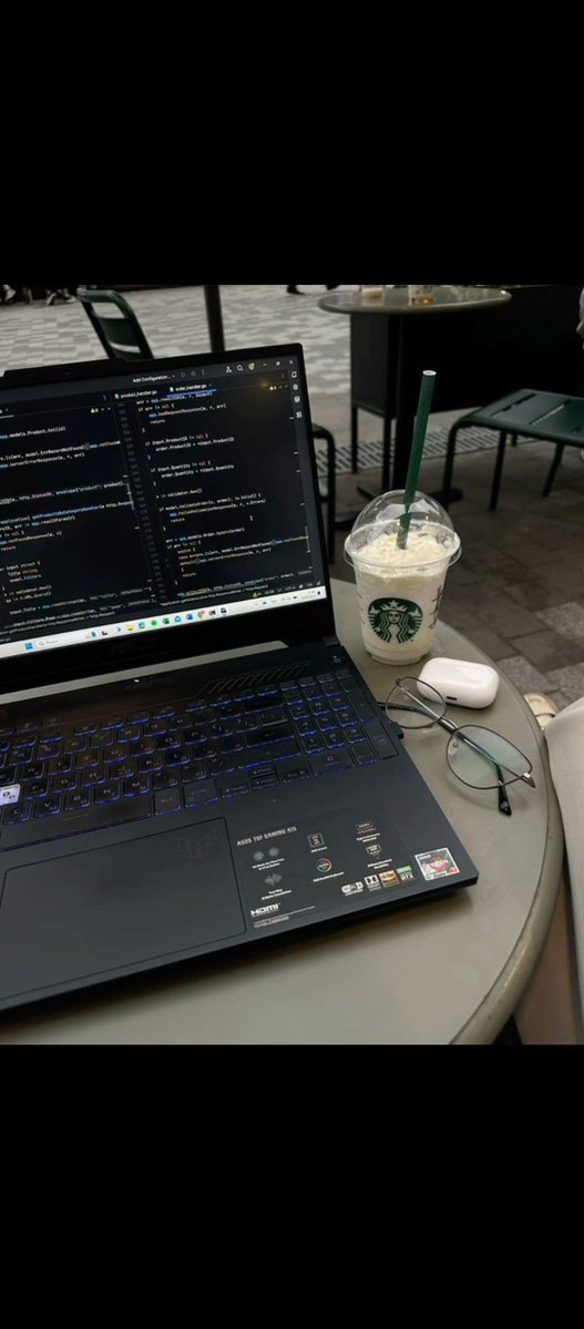 𝕰𝖒𝖒𝖆𝖓𝖚𝖊𝖑 𝕯𝖊𝖛 tweet media