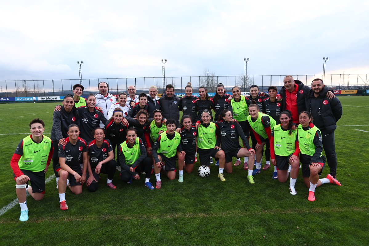 Türkiye #BizimÇocuklar 🇹🇷 tweet media