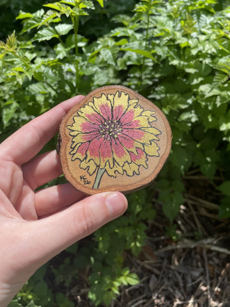 Katscales86 tweet media