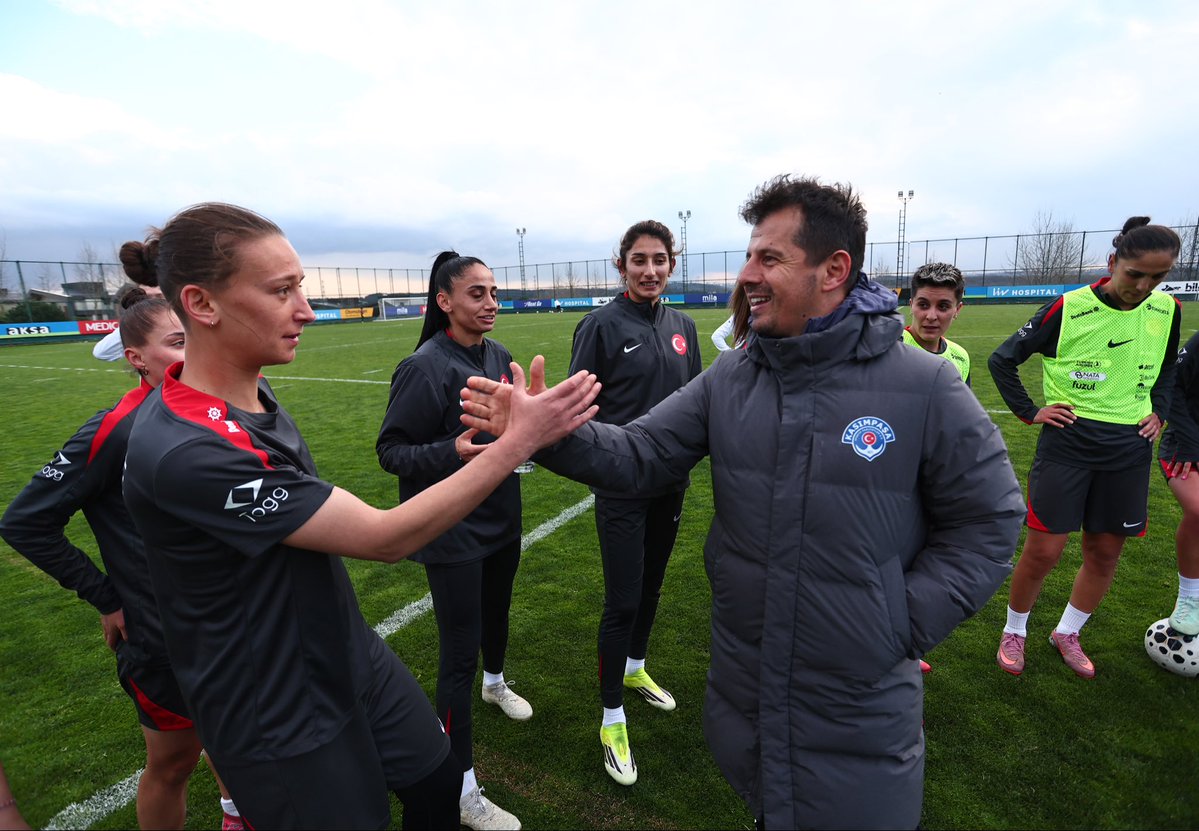 Türkiye #BizimÇocuklar 🇹🇷 tweet media