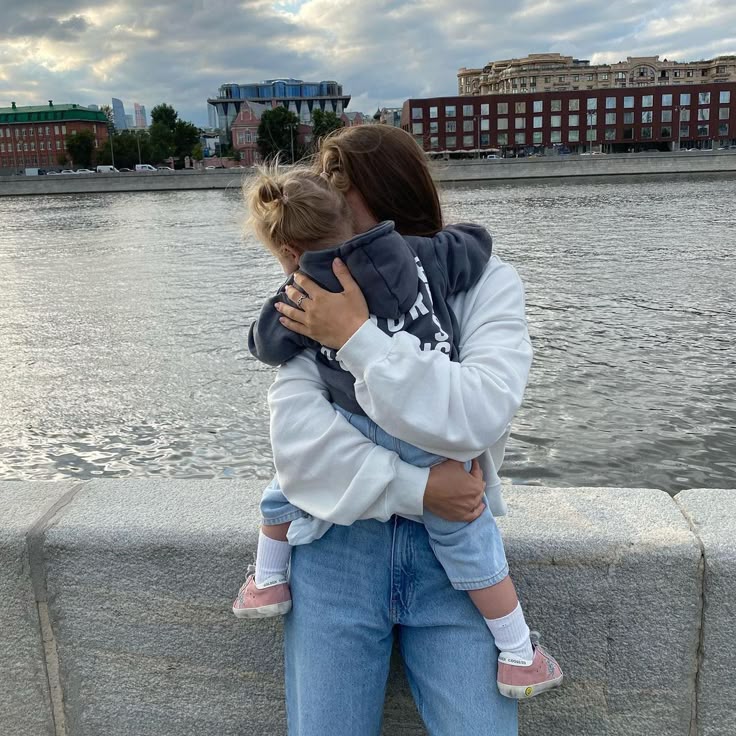 𝓑𝒂𝒏𝒌𝒔. tweet media