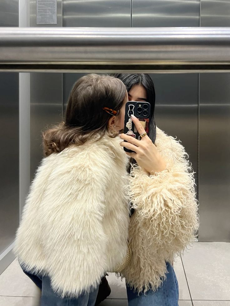 𝓑𝒂𝒏𝒌𝒔. tweet media