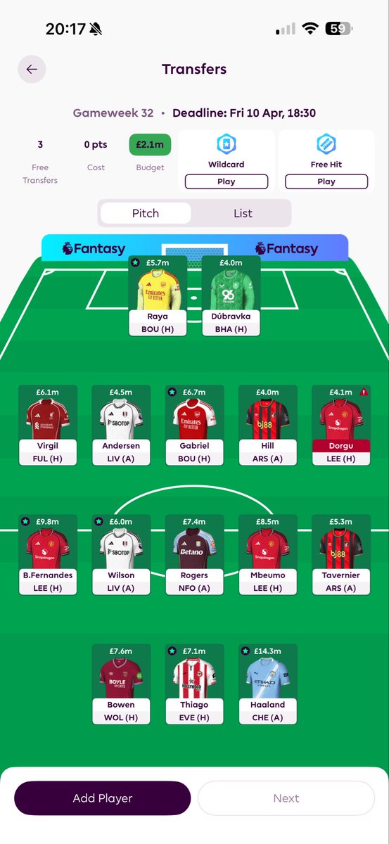 mjeccles's tweet photo. @Pras_fpl On the fence here. WC 32 or 35? The Bowen move was done this GW so would be back to 4FT if activated this week. Thanks Pras https://t.co/LWpqp0oBhm