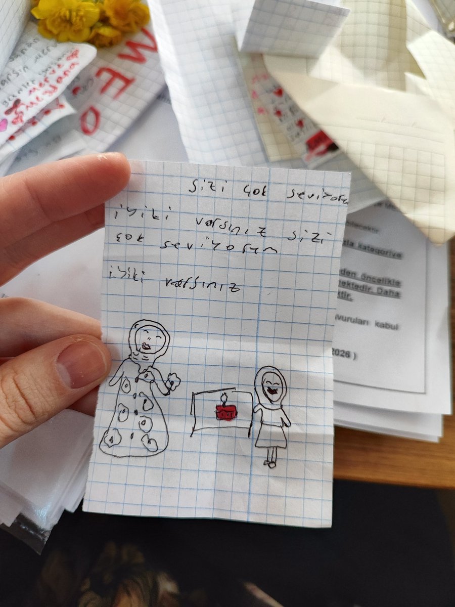 zihindebidalga's tweet photo. güzelliğime bakar mısınız https://t.co/te2ifLYb7q